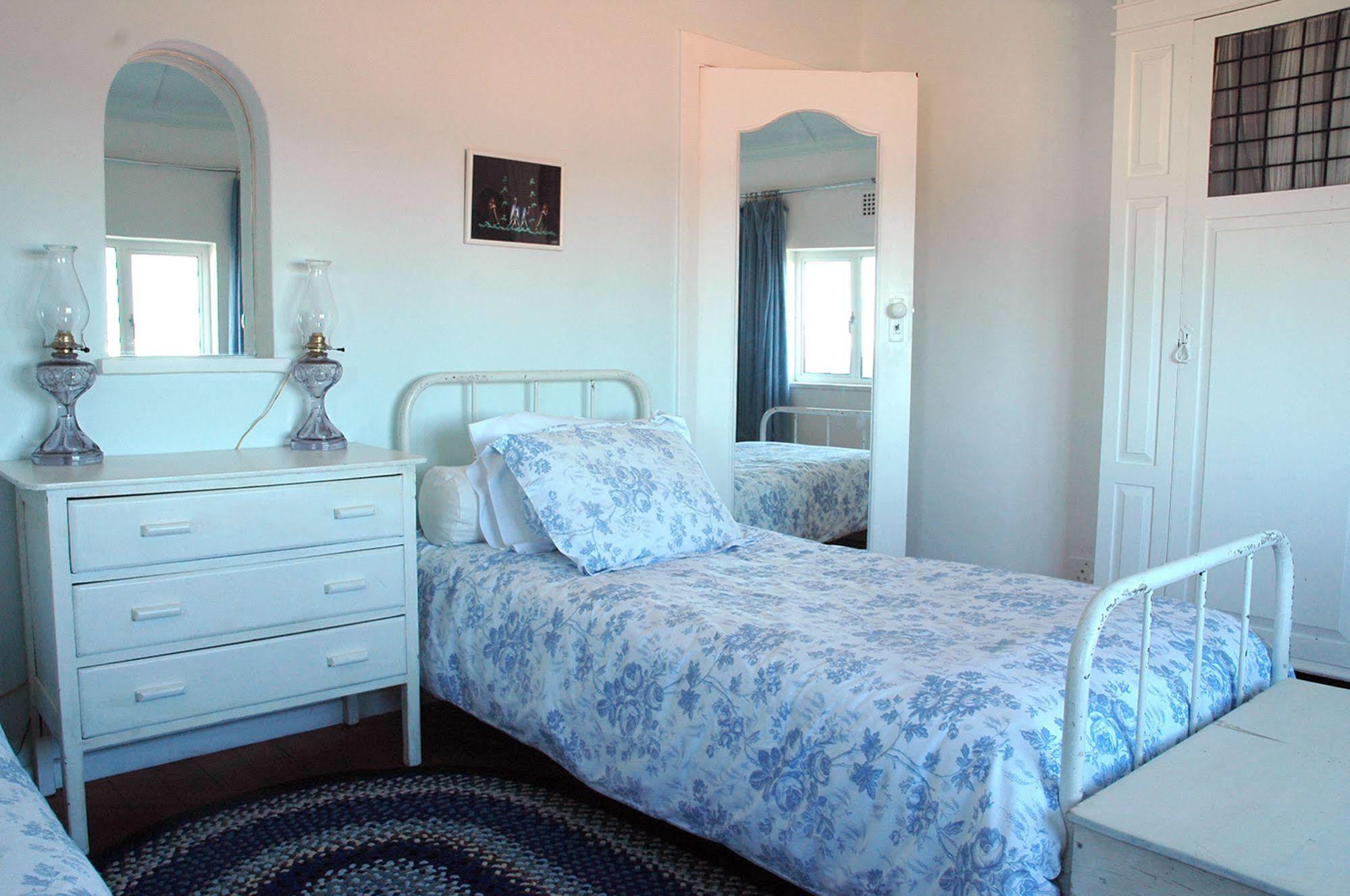 Blue On Blue Bed And Breakfast St James Dış mekan fotoğraf
